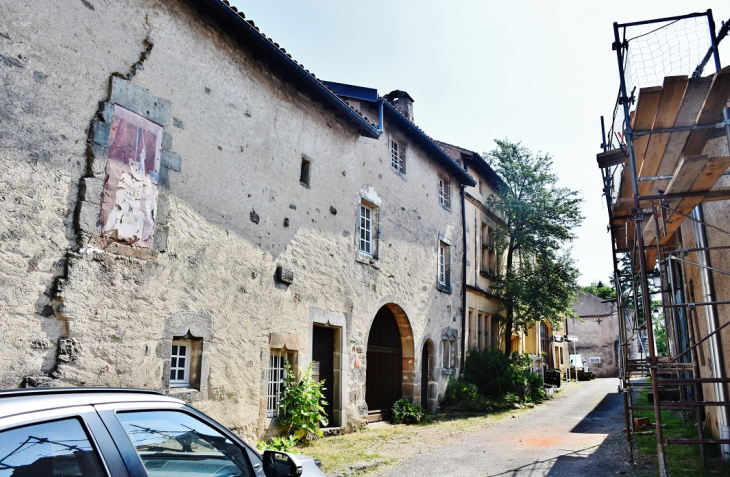 La Commune - Châtillon-sur-Saône