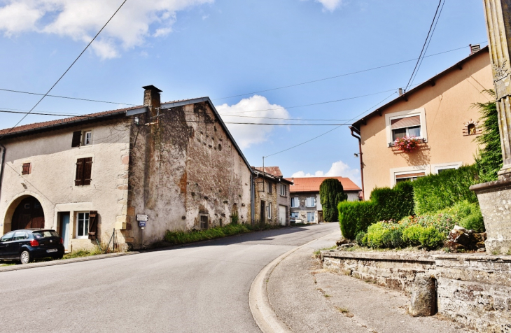 La Commune - Dombasle-devant-Darney