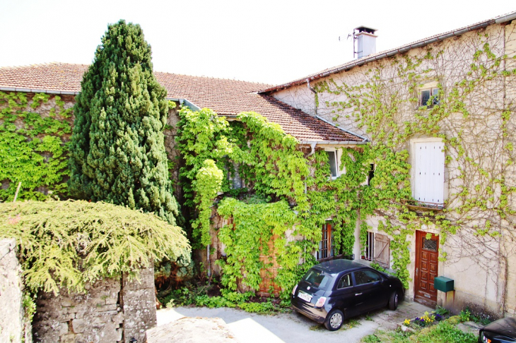 La Commune - Dombrot-le-Sec