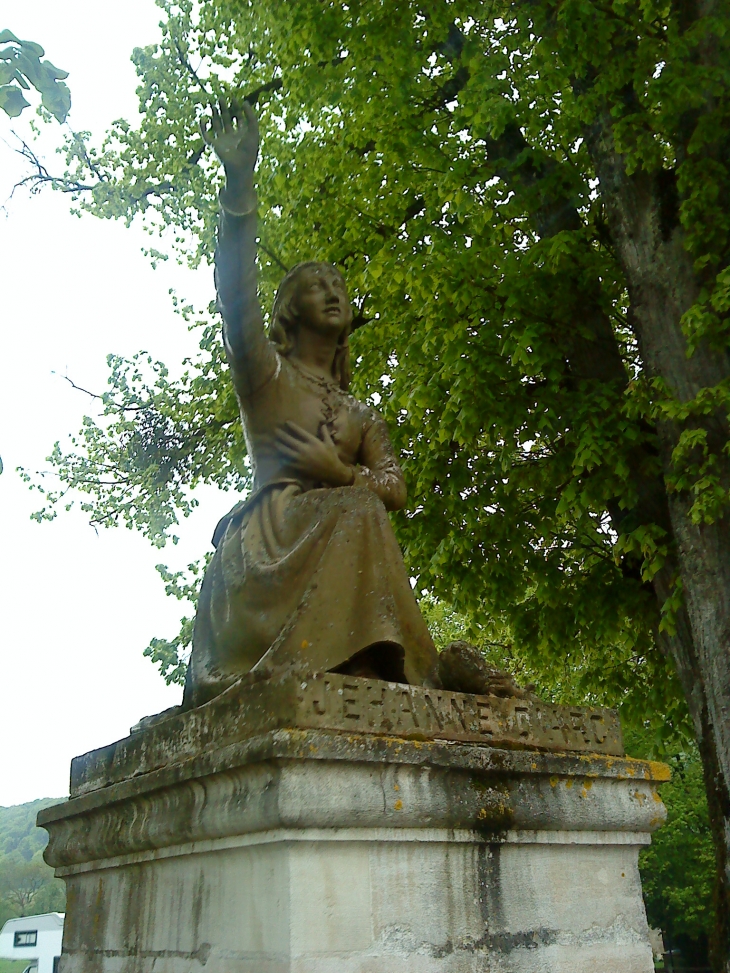 Statue Jeanne - Domrémy-la-Pucelle