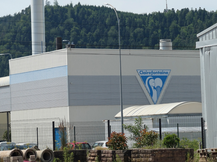 L'usine de la marque emblématique de papeterie - Étival-Clairefontaine