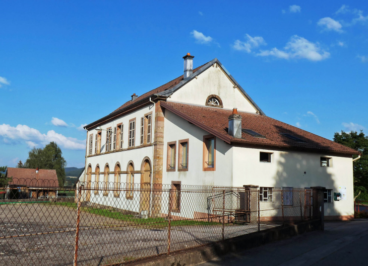 Derrière la mairie - Fiménil