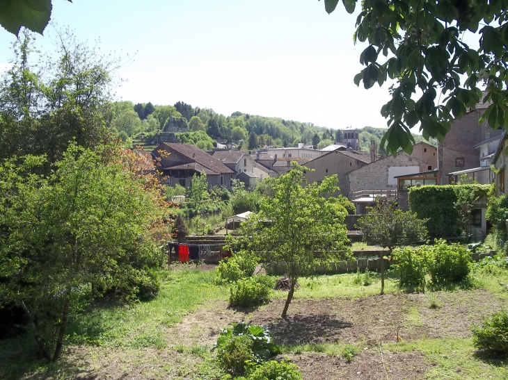 Vue du village - Fontenoy-le-Château