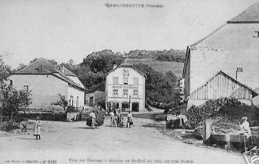 PHOTO ANCIENNE PLACE DE LA MAIRIE GEMAINGOUTTE