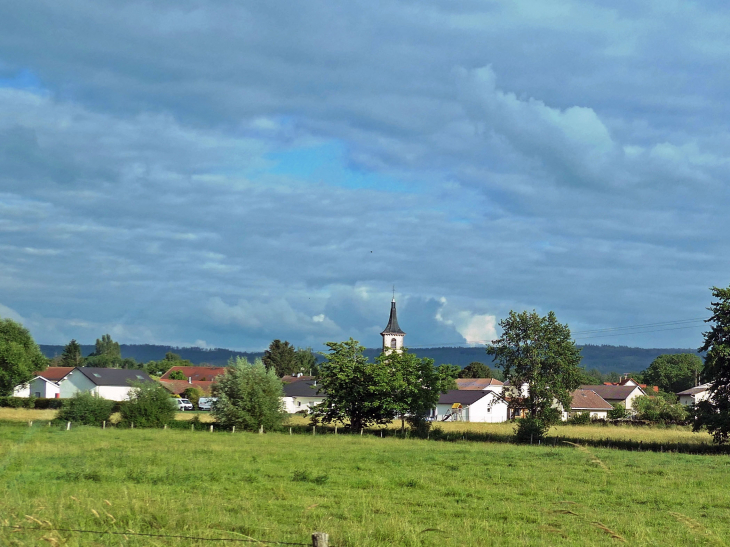 Vue sur le village - Gugnécourt