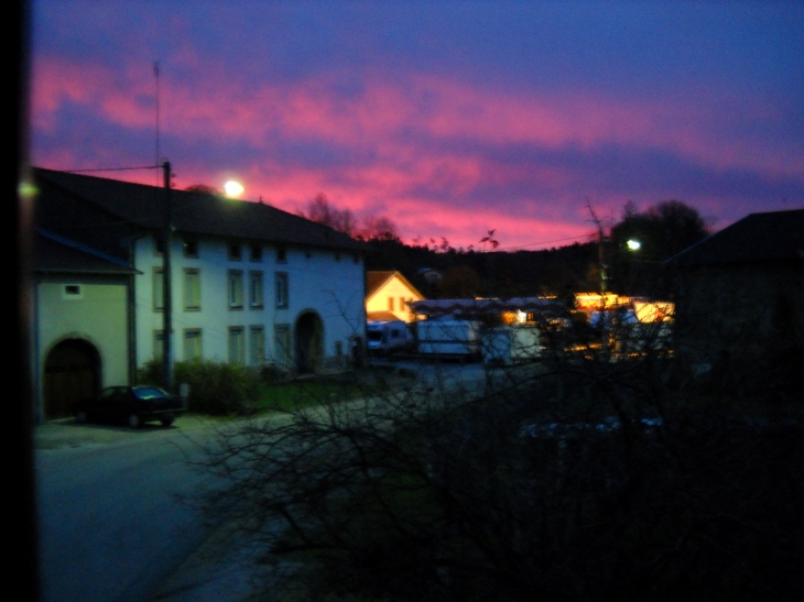 Matin de fête - Housseras