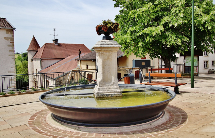 Fontaine - Isches