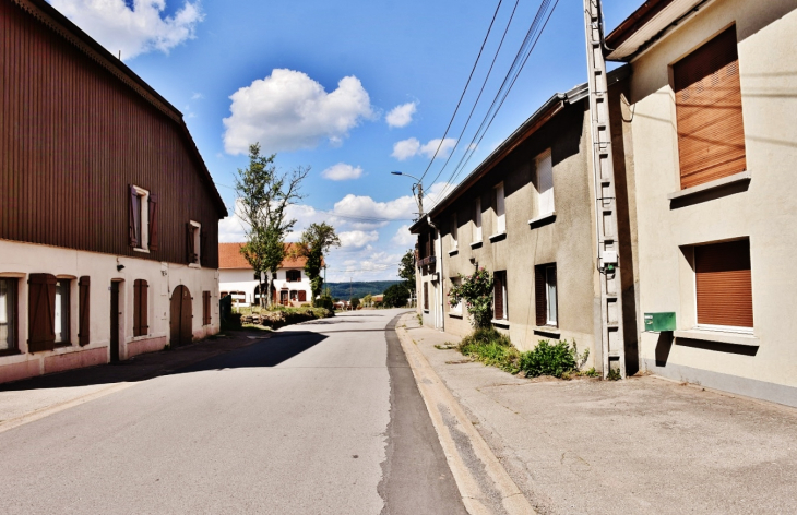 La Commune - La Neuveville-devant-Lépanges