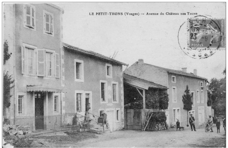 Avenue du chateau - Les Thons