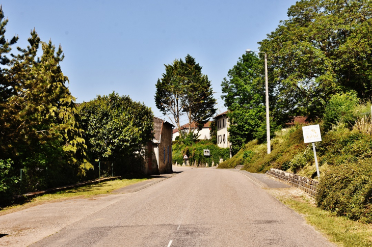 La Commune - Les Vallois