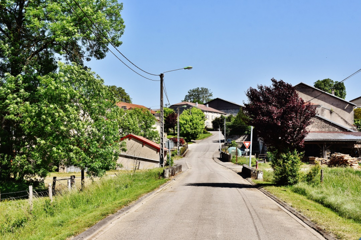 La Commune - Les Vallois