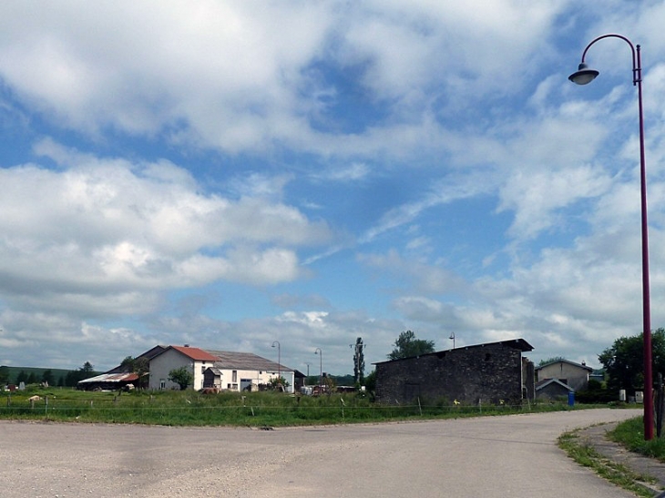 Vue sur le village - Maroncourt