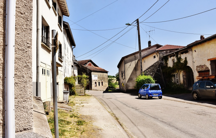 La Commune - Monthureux-le-Sec