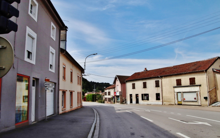 La Commune - Pouxeux