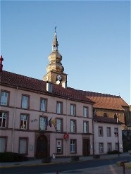 Mairie et église - Provenchères-sur-Fave