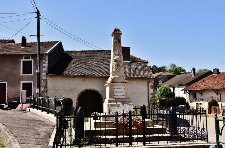 Monument-aux-Morts - Regnévelle