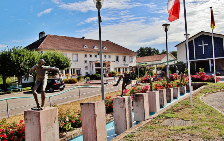 La Commune - Saint-Léonard