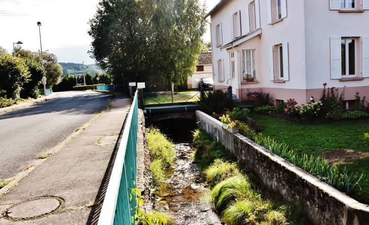 La Commune - Saint-Léonard