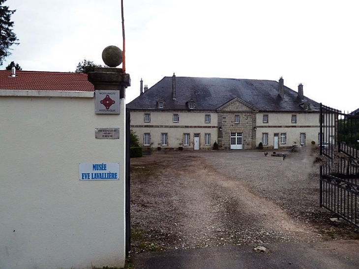 Le château musée - Thuillières