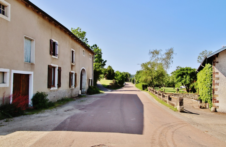 La Commune - Valfroicourt