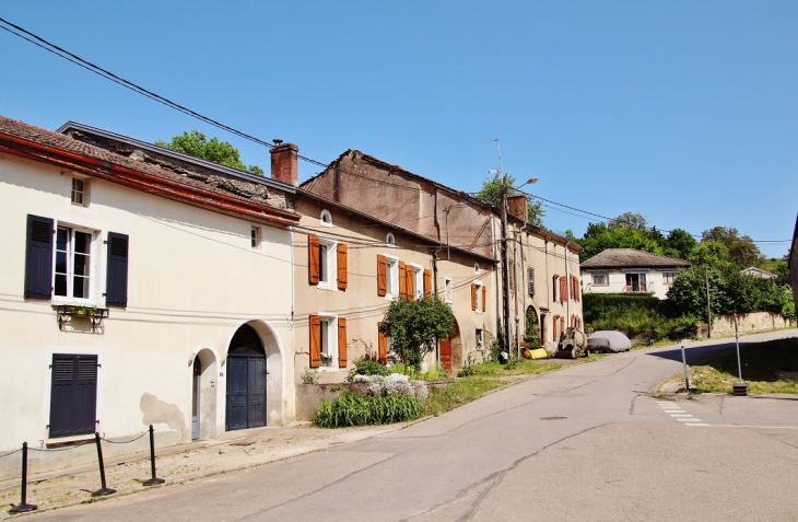 La Commune - Valfroicourt