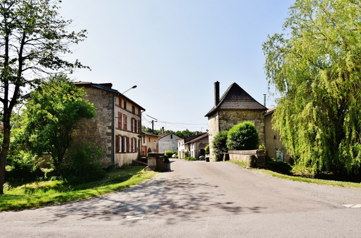 La Commune - Valfroicourt