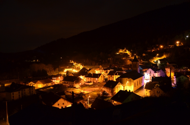 Le-ventron-by night