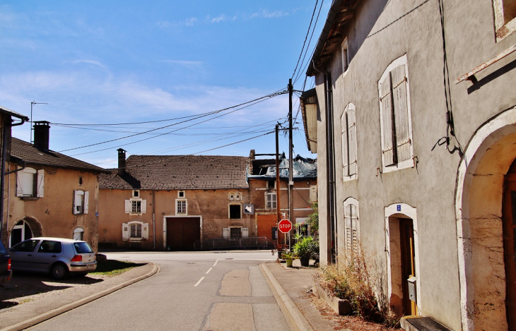 La Commune - Ville-sur-Illon