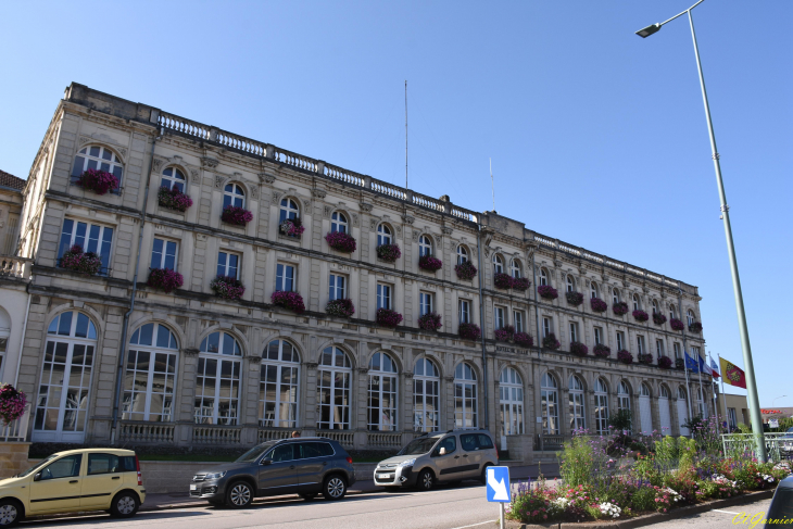 Hôtel de Ville - Vittel