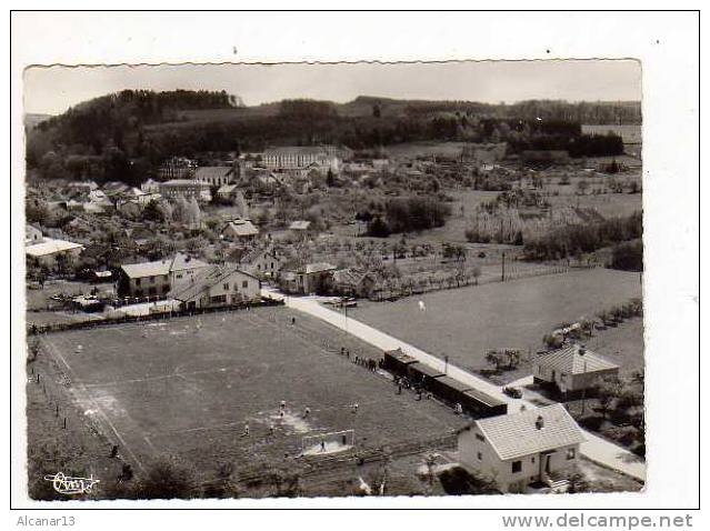 Vue aérienne du stade de football de XERTIGNY rue de la gare dans les années 1960