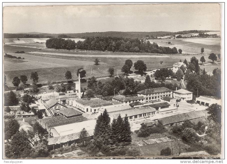 Carte postale vue aérienne des ETS CHARLES CIOLINO  a AMEREY  XERTIGNY