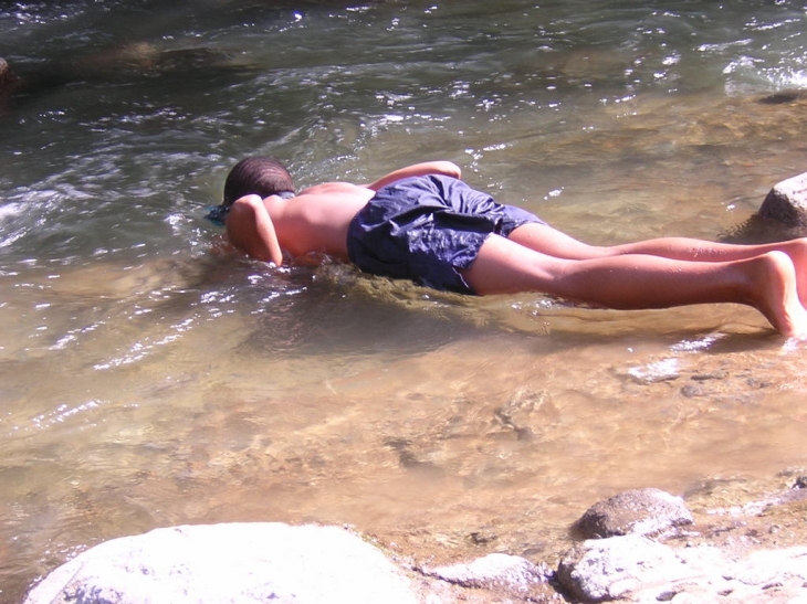 Regarde le fond de l'eau - Fonds-Saint-Denis