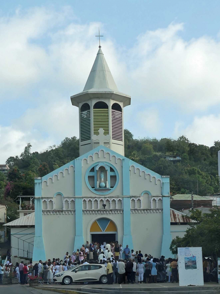 église de l'Immaculée Conception La messe du dimanche - Rivière-Pilote