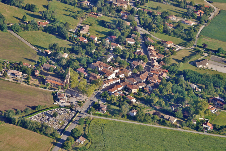 Vue aérienne prise depuis mon chariot paramoteur - Artigat