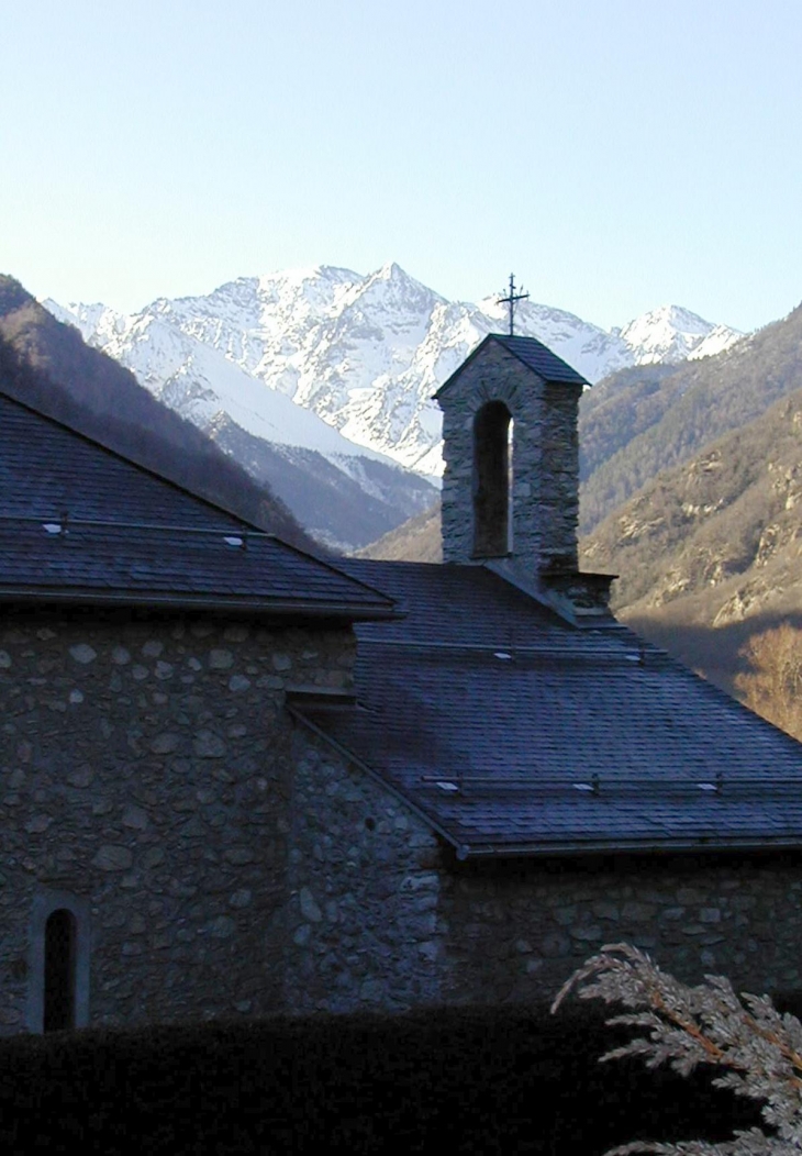 VUE SUR LE MONTCALM - Auzat