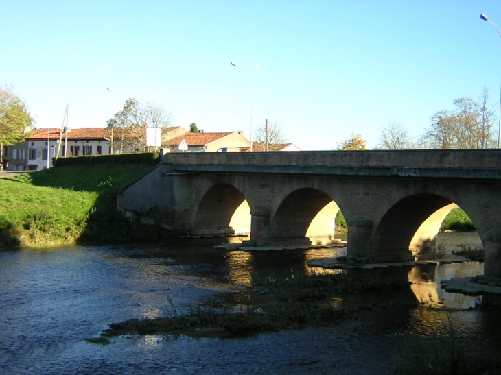 Pont sur l'Arize - Daumazan-sur-Arize