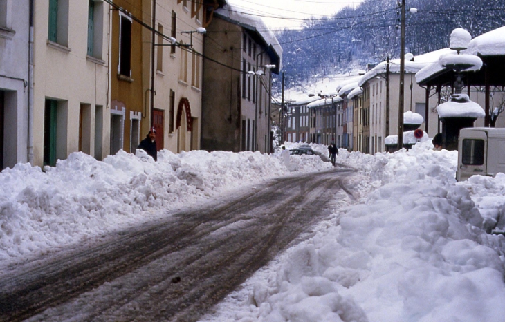 Hiver 1986 - Fougax-et-Barrineuf