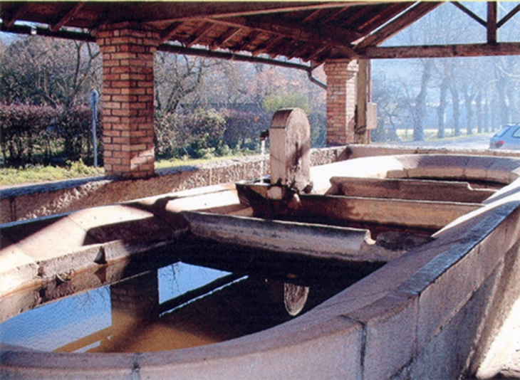 Lavoir de Fougax - Fougax-et-Barrineuf