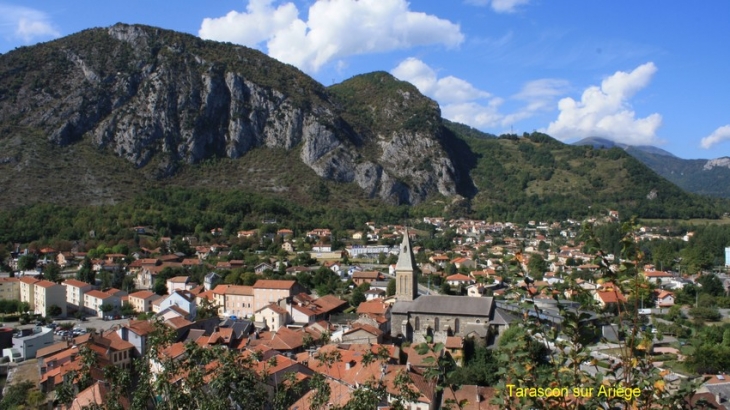 Vue générale - Tarascon-sur-Ariège