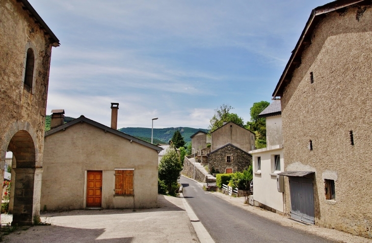 Le Village - Arnac-sur-Dourdou