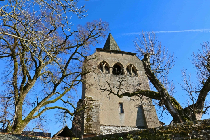 Le clocher de l'église Sainte Fauste. - Bozouls