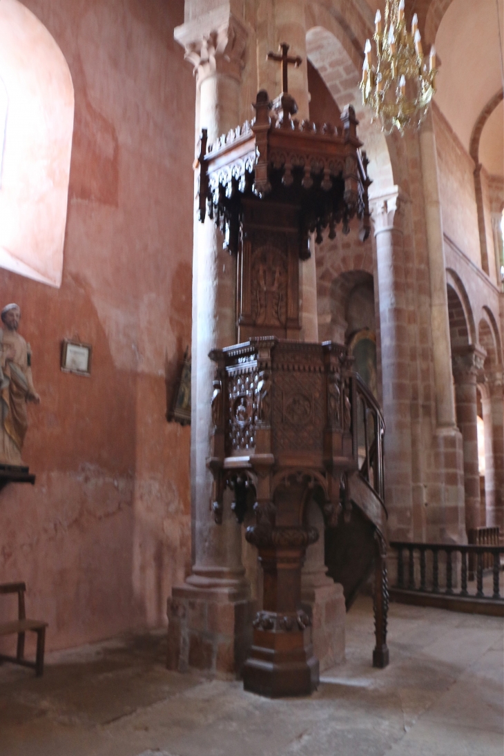 Eglise Sainte Fauste : la chaire à prêcher. - Bozouls