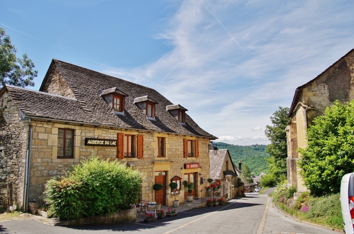 Le Village - Castelnau-de-Mandailles