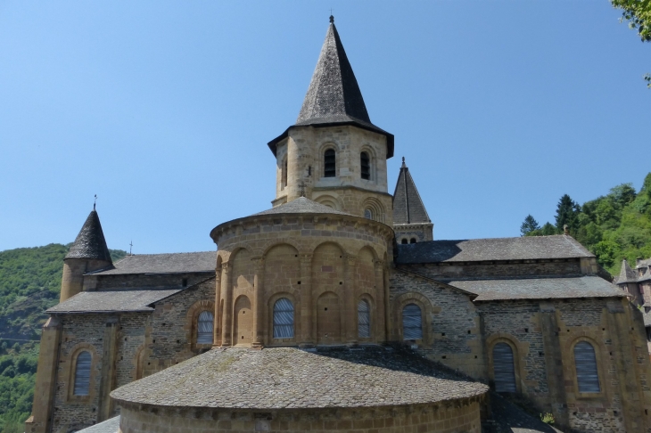  - Conques