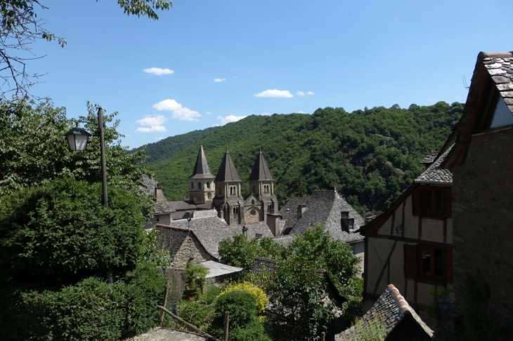  - Conques