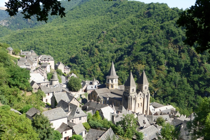  - Conques