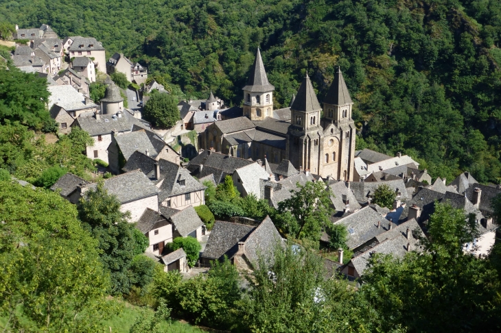  - Conques