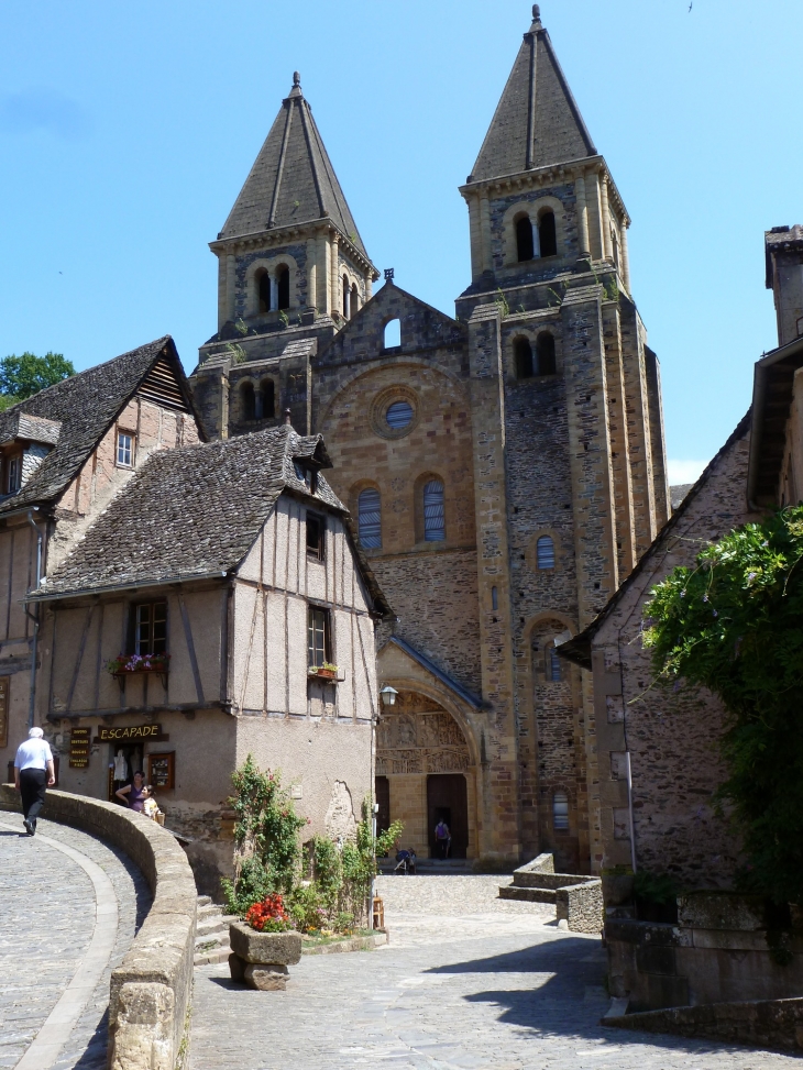  - Conques