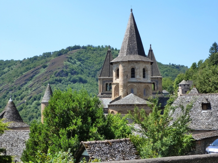  - Conques