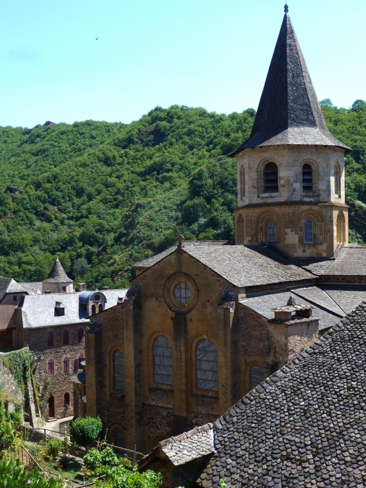  - Conques